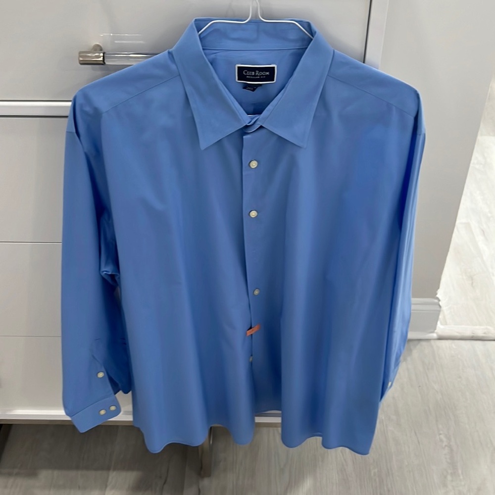Beautiful blue, regular fit dress shirt